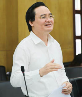 Ông Phùng Xuân Nhạ